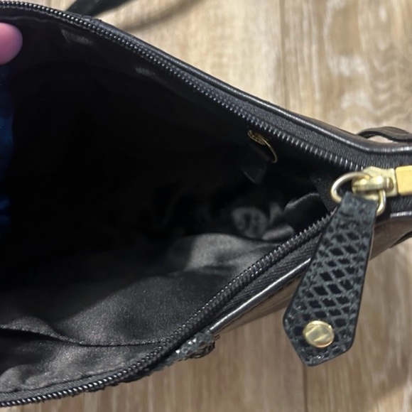 COACH Crossbody - F20114 - Picture 4 of 6